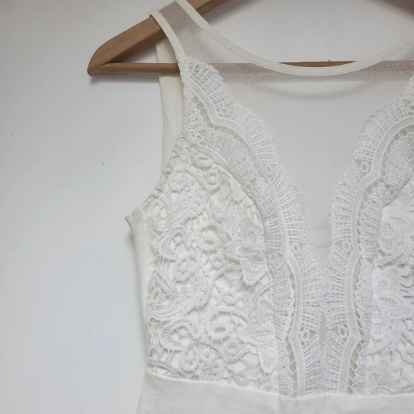 Lulu's Women Dress XS White Coquina Scalloped Lace Social Sheer Mesh Bodycon - Picture 4 of 15